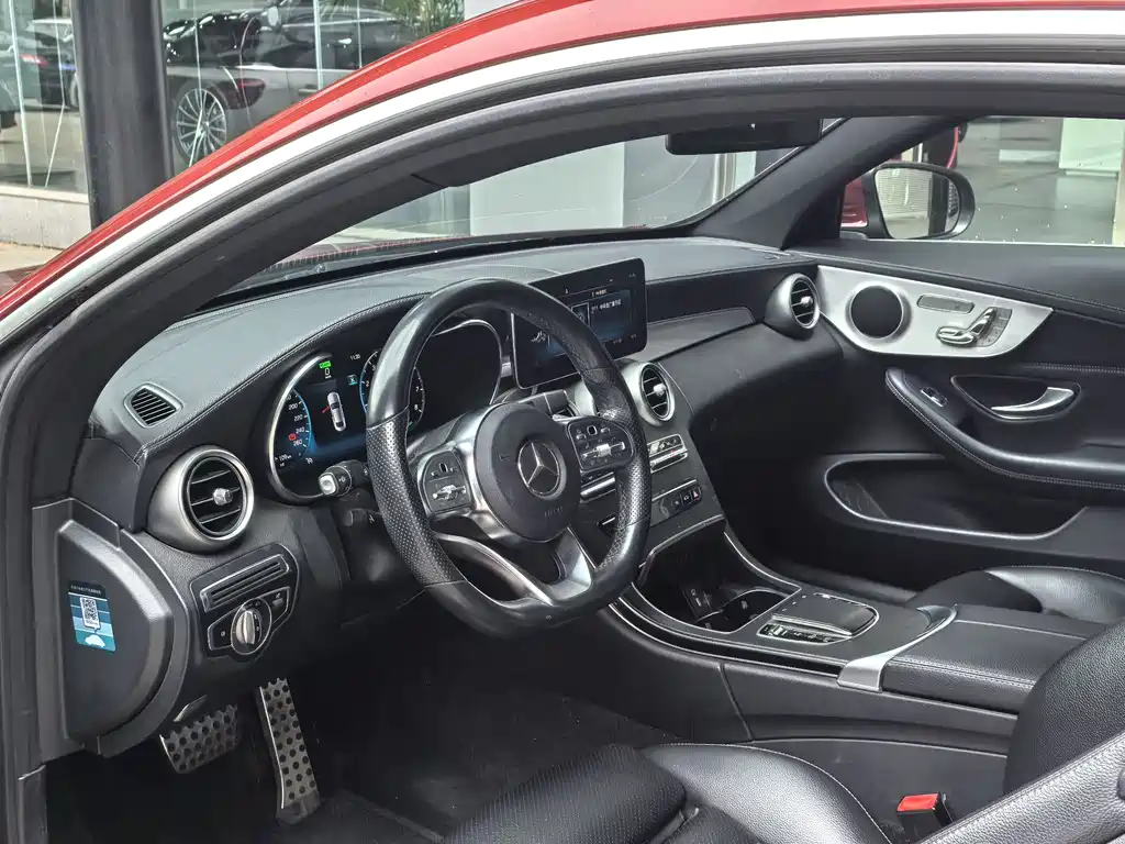 Mercedes-Benz C-Class 2019 — фото 15