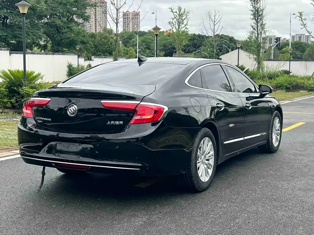 Buick LaCrosse 2018 — фото 6