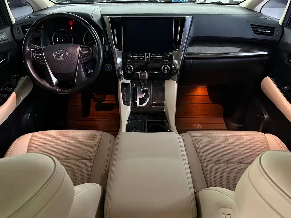Toyota Vellfire 2020 — фото 6