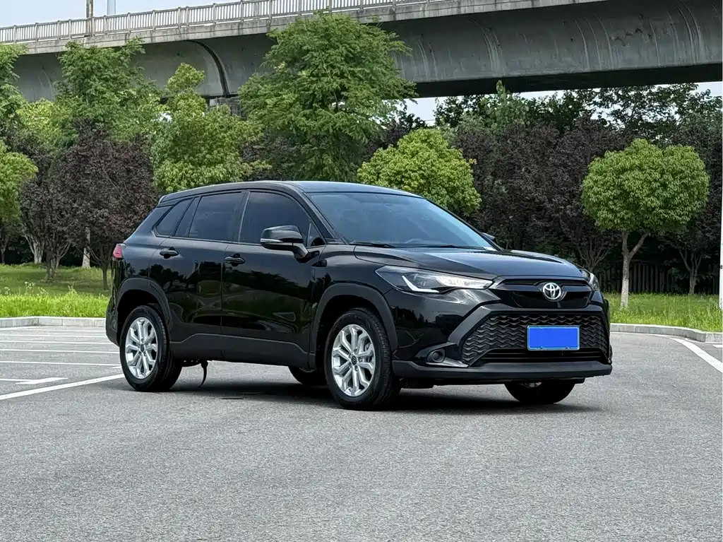 Toyota Frontlander 2023