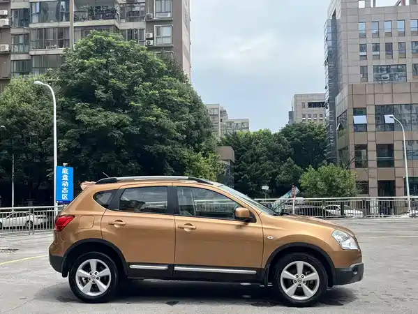 Nissan Qashqai 2015