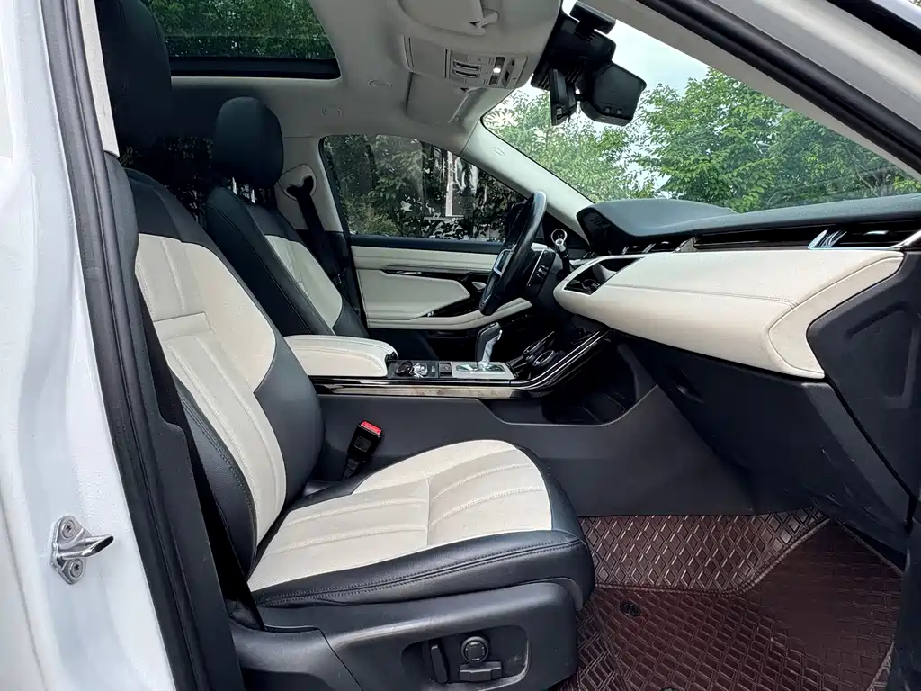 Land Rover Range Rover Evoque New Energy 2021 — фото 13