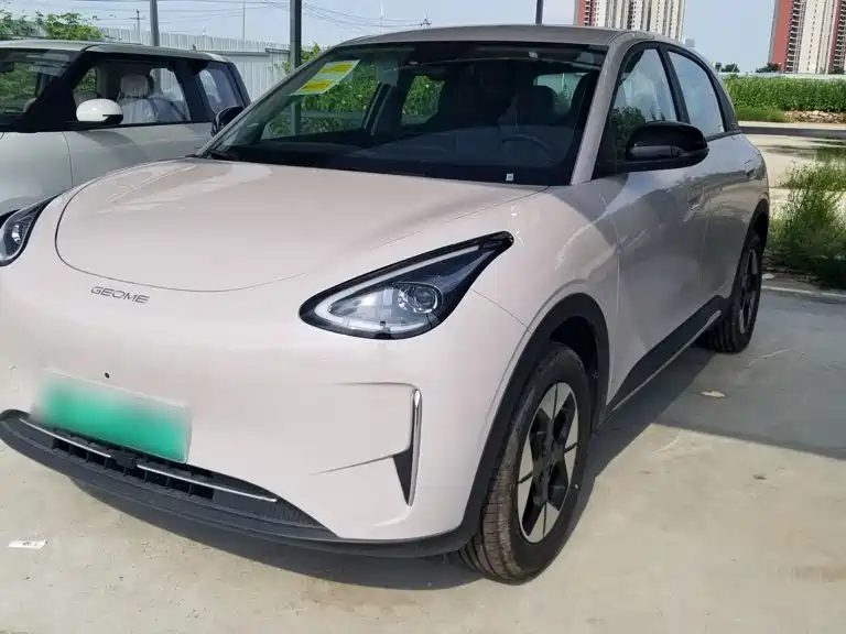 Geely Galaxy Starwish 2026 — фото 1