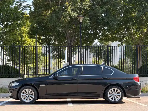 BMW 5 Series 2012