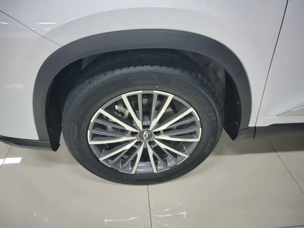 Chery Tiggo 8 PRO 2023 — фото 23
