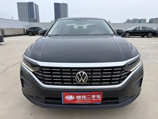 Volkswagen Passat 2024