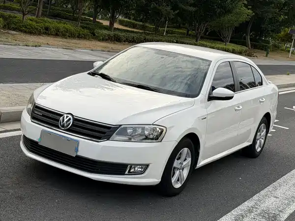 Volkswagen Lavida 2014