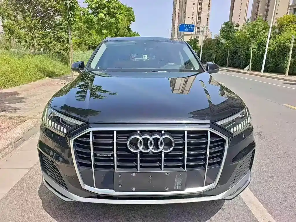 Audi Q7 2021 — фото 2