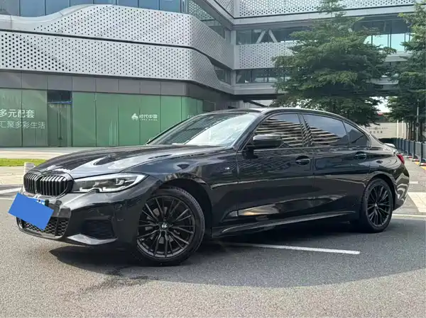 BMW 3 Series 2021