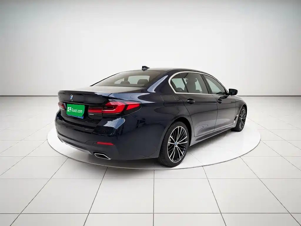 BMW 5 Series 2022