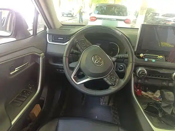 Toyota RAV4 2022