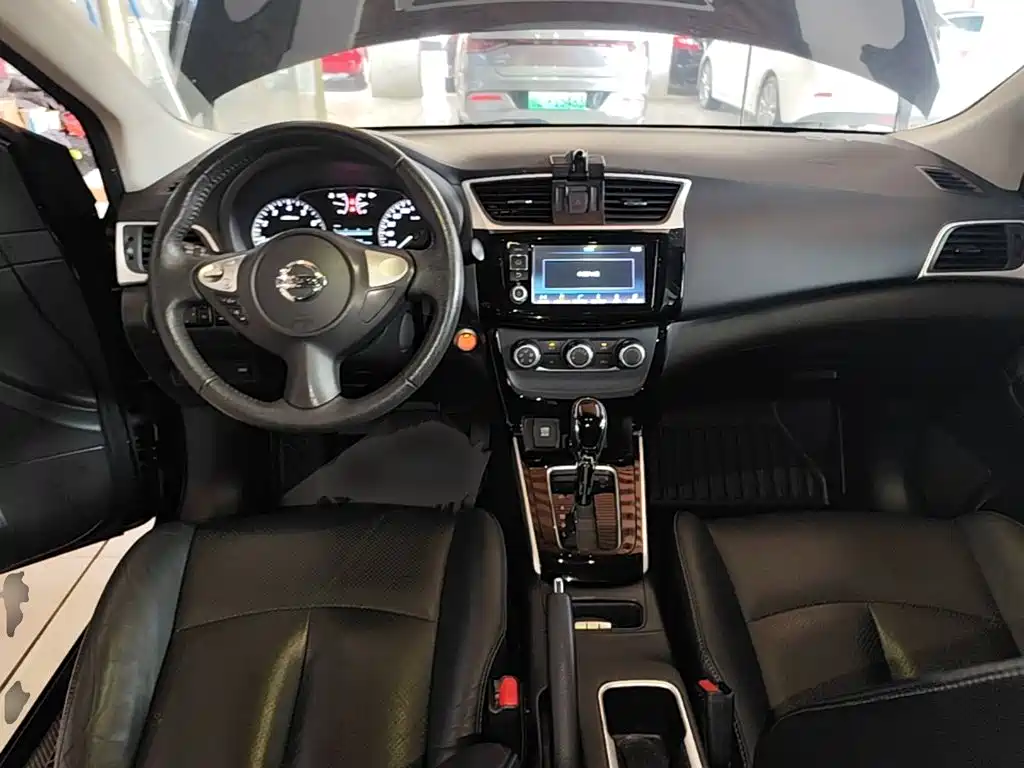 Nissan Sylphy 2018 — фото 10