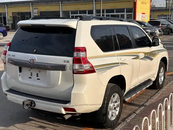 Toyota Prado 2016
