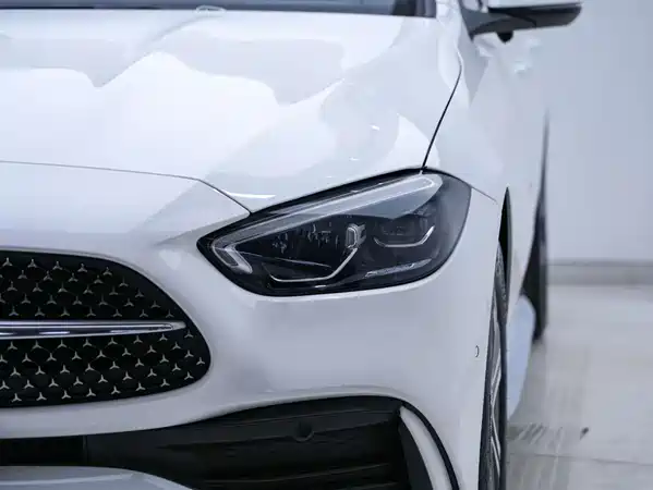 Mercedes-Benz C-Class 2022