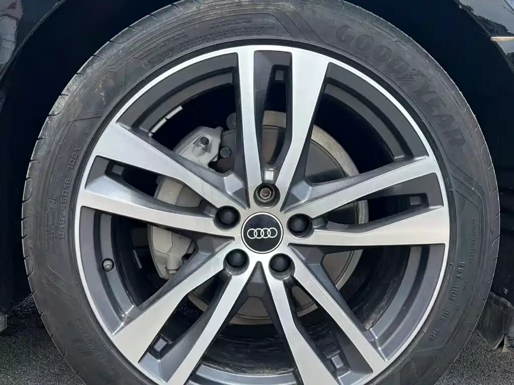 Audi A6L 2024 — фото 14