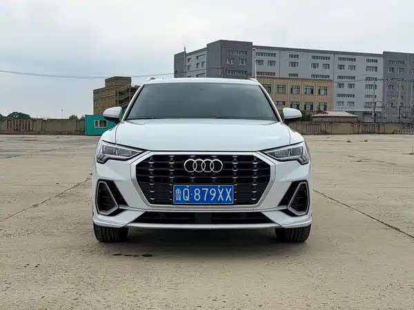 Audi Q3 2022