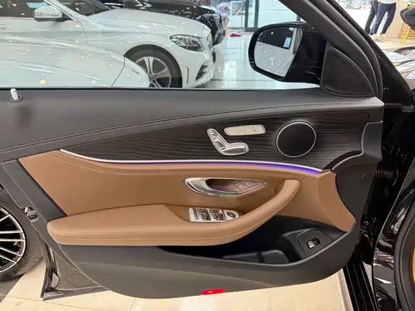 Mercedes-Benz E-Class 2021