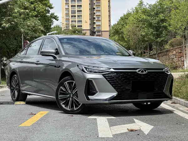 Chery Arrizo 8 2025