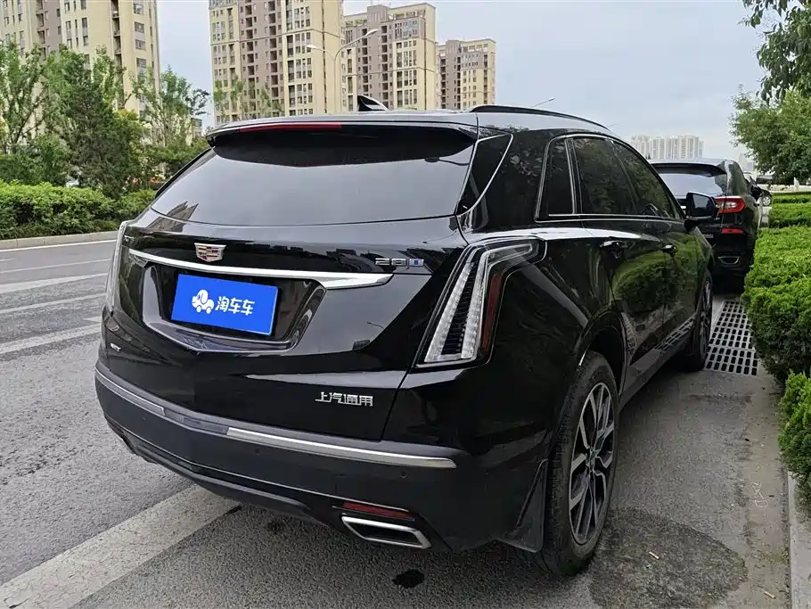 Cadillac XT5 2022 — фото 3