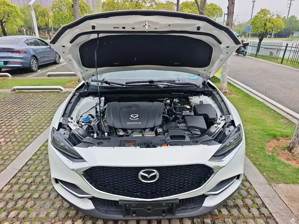 Mazda CX-4 2022
