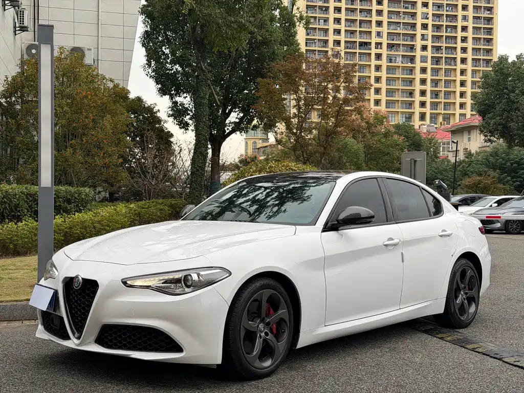 Alfa Romeo Giulia Juliet 2020 — фото 2