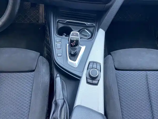 BMW 3 Series 2018