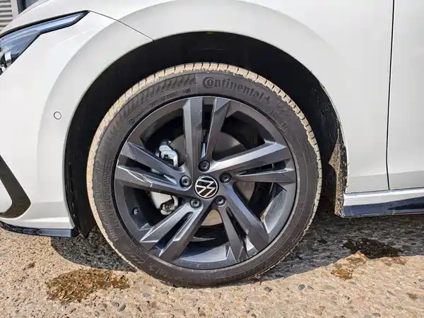 Volkswagen Golf 2023