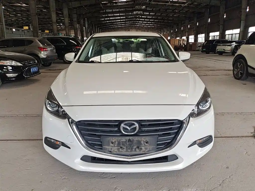 Mazda 3 Axela 2018 — фото 3