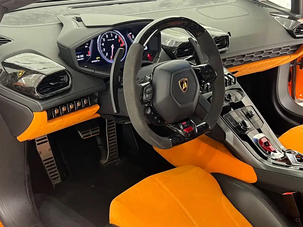 Lamborghini Huracan 2016 — фото 13