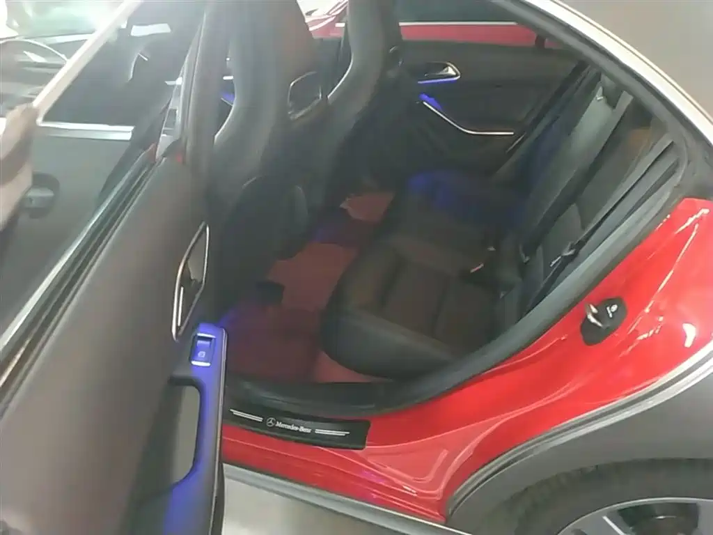 Mercedes-Benz CLA 2018 — фото 17