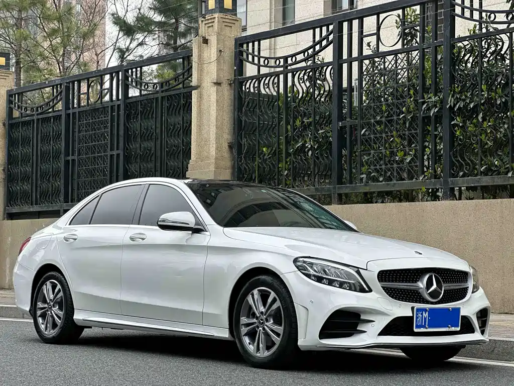 Mercedes-Benz C-Class 2021 — фото 3
