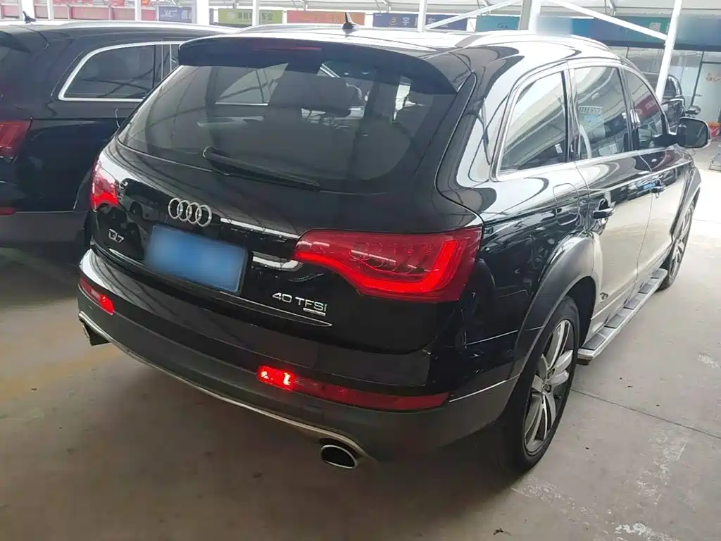 Audi Q7 2015 — фото 7