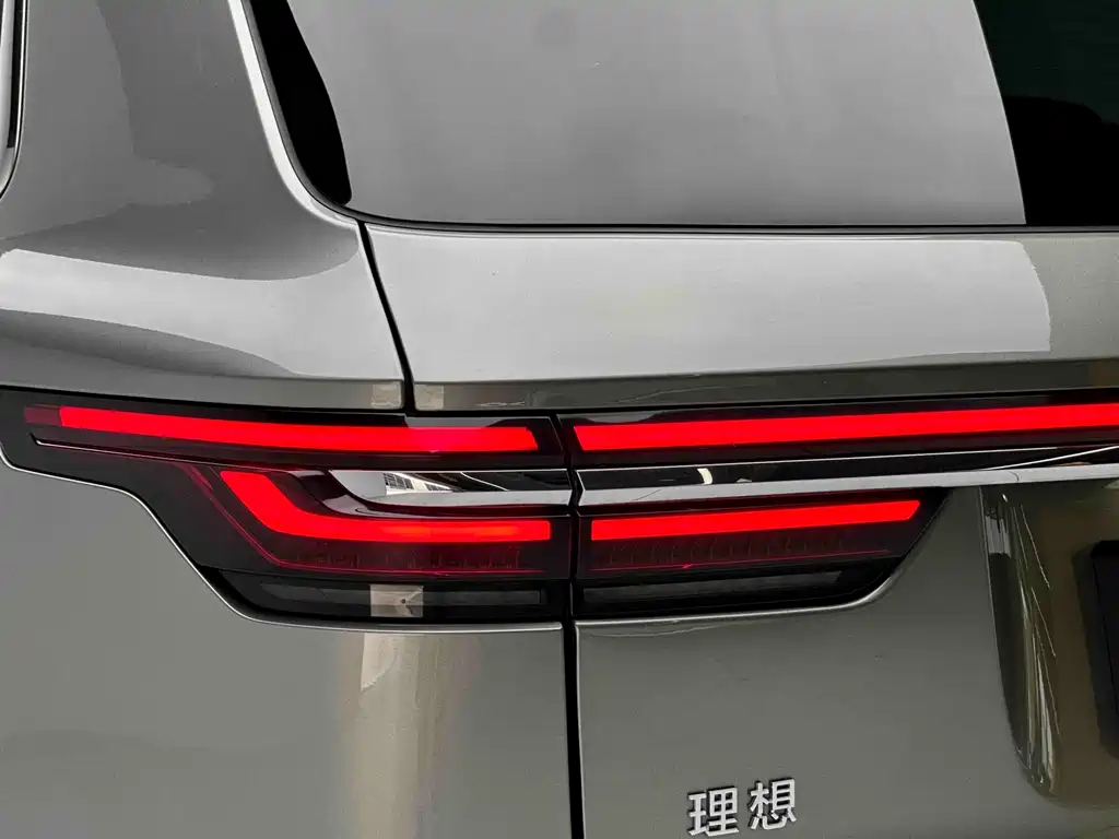Li Auto Li ONE 2020 — фото 18