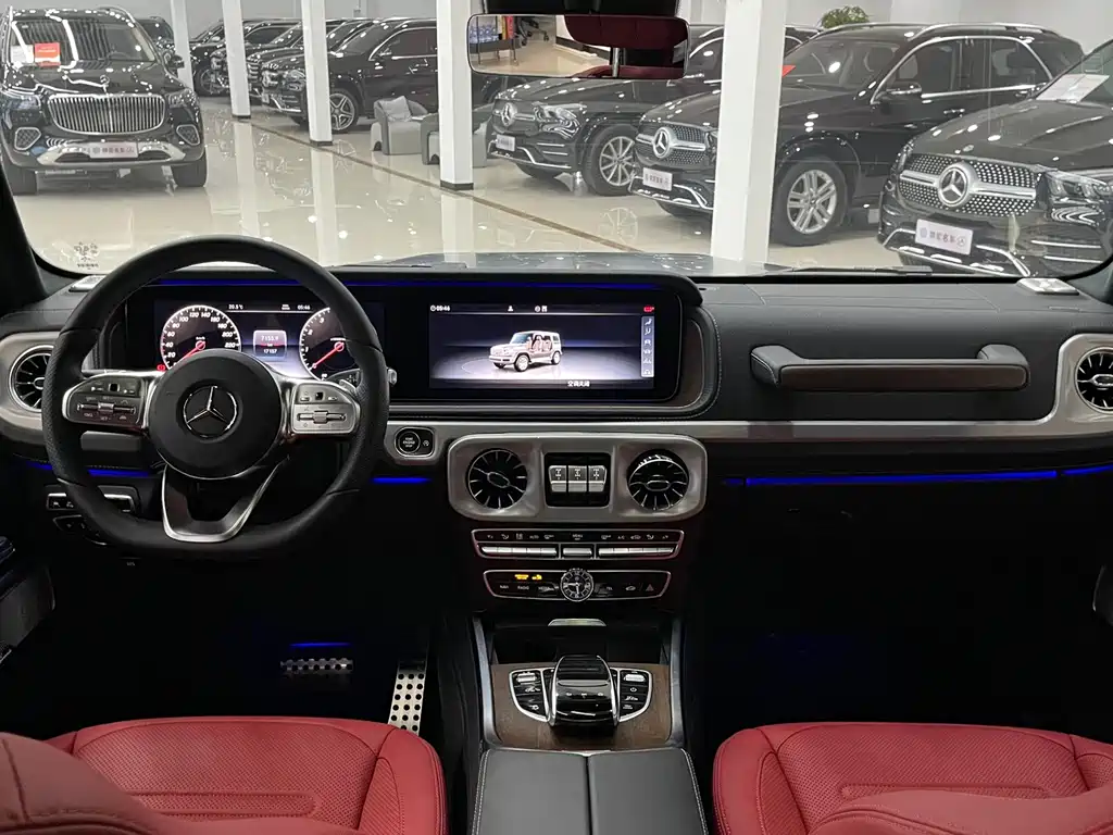 Mercedes-Benz G-Class 2023 — фото 11