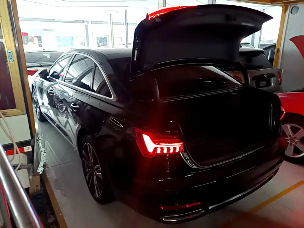 Audi A6L 2021