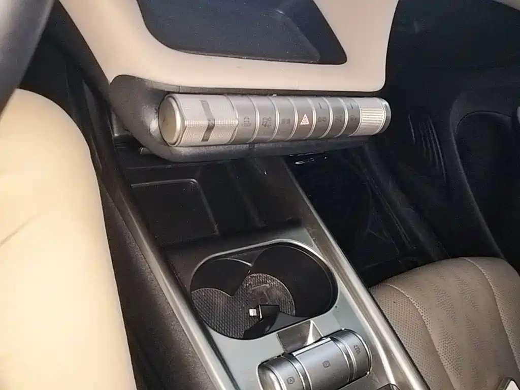BYD Dolphin 2023 — фото 14