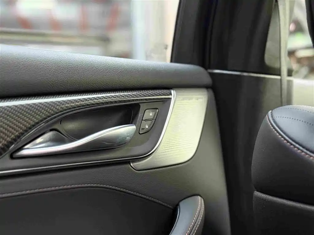 Cadillac CT5 2020 — фото 19