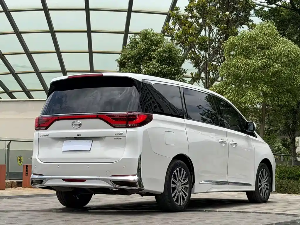 GAC Motor Trumpchi M8 2022 — фото 9
