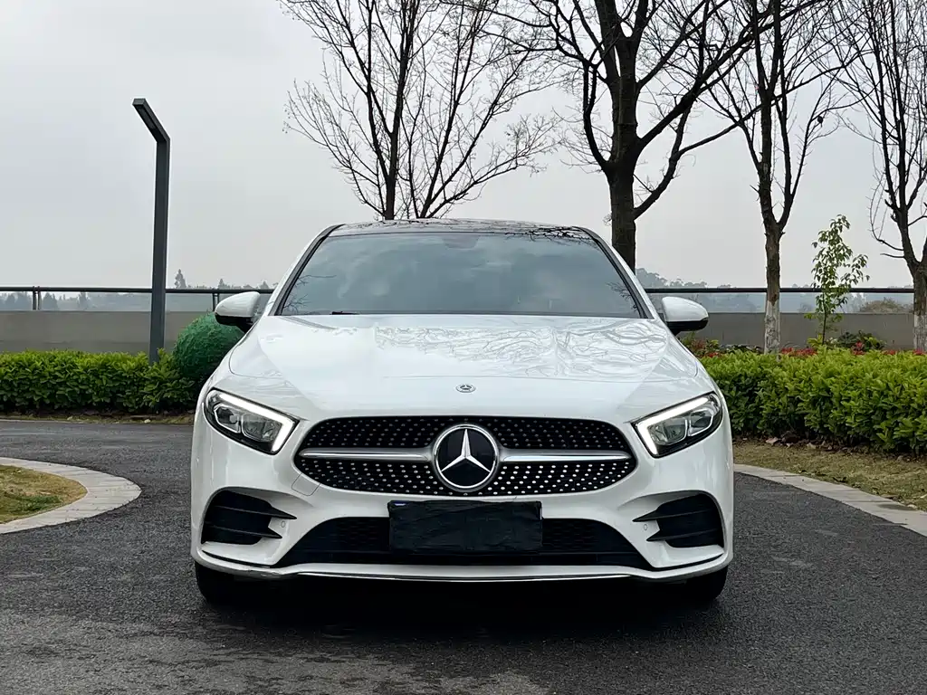 Mercedes-Benz A-Class 2021 — фото 2