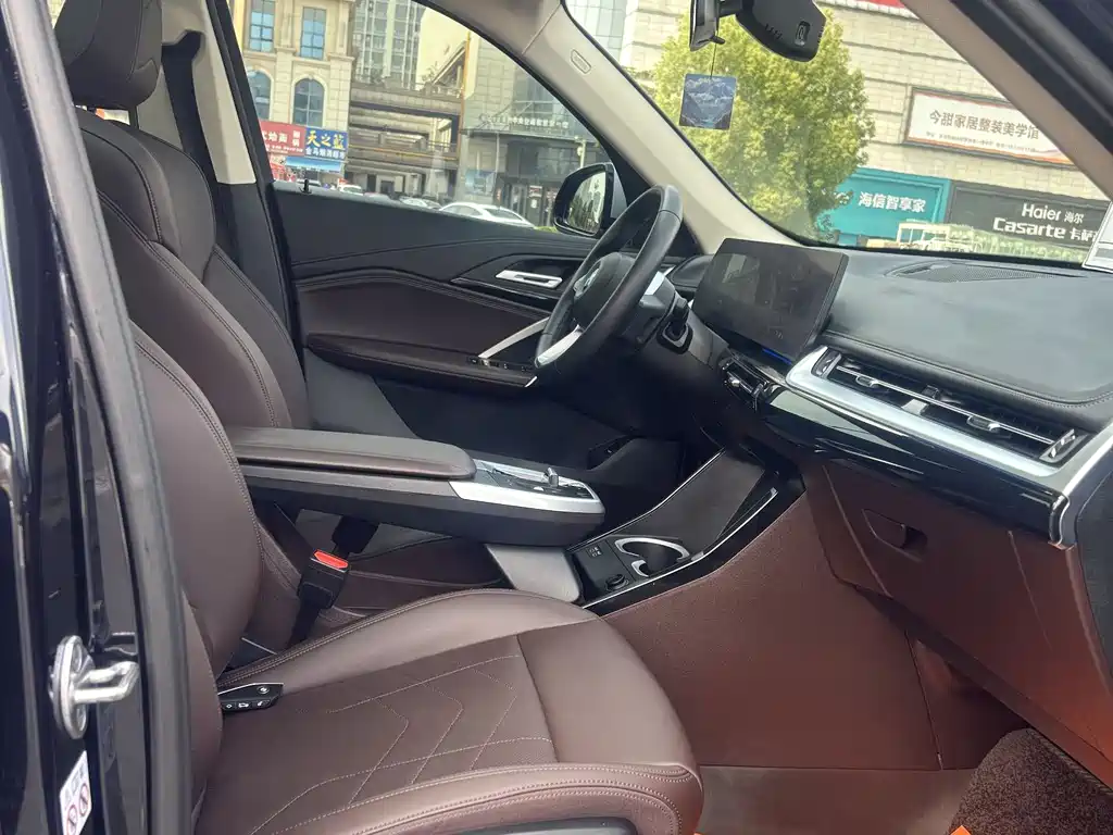 BMW X1 2023 — фото 12