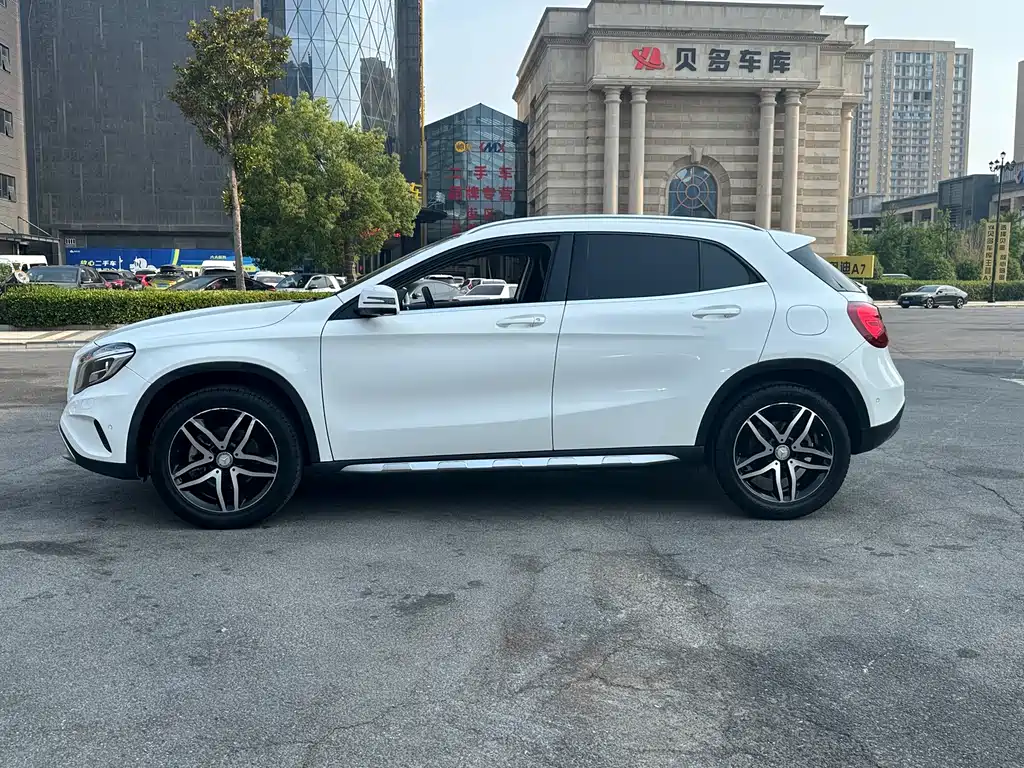 Mercedes-Benz GLA 2017