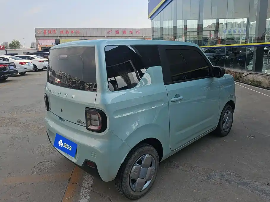 Geely Galaxy Panda 2023