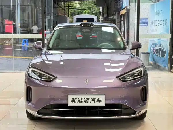 AITO M5 2025