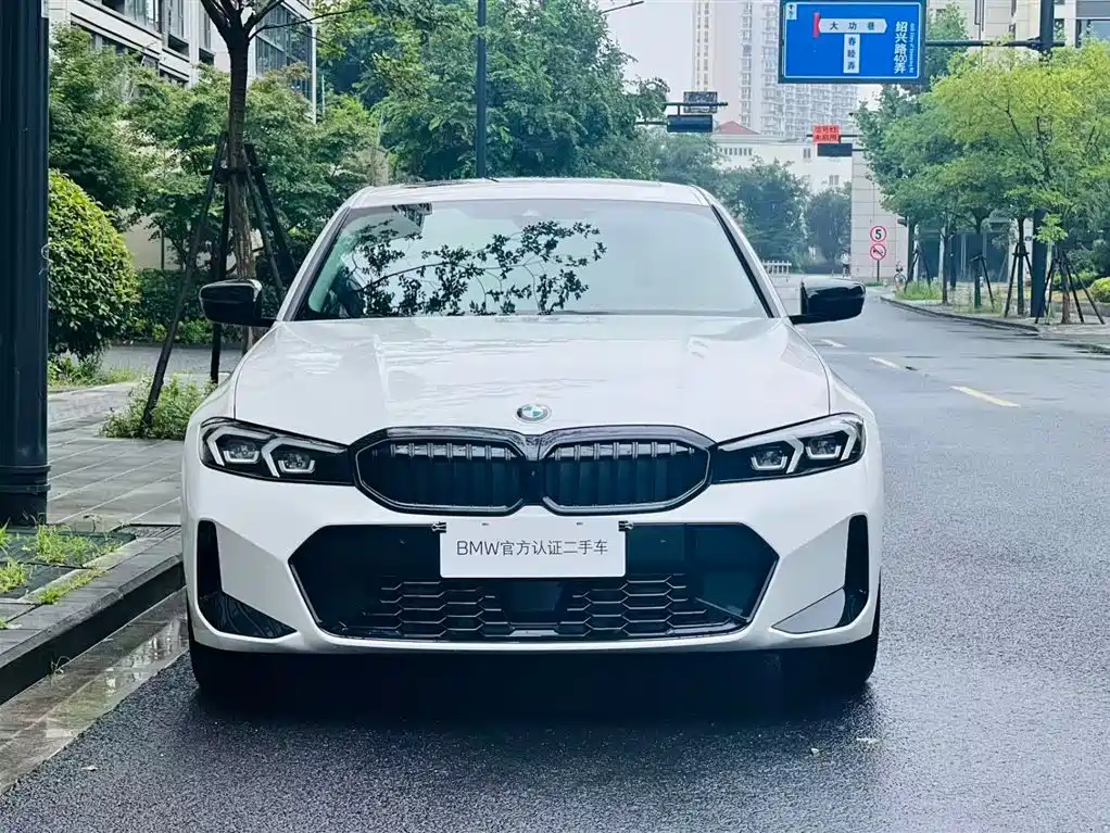BMW 3 Series 2025