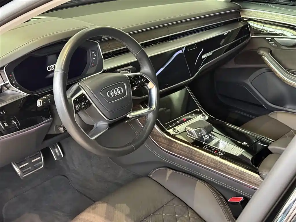 Audi A8 2024 — фото 10