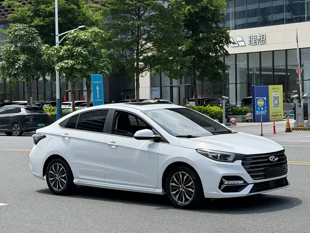 Chery Arrizo 5 PLUS 2021
