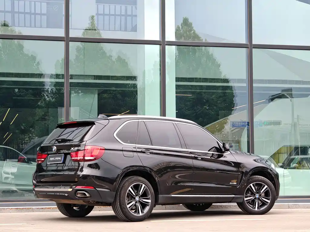 BMW X5 2018 — фото 5