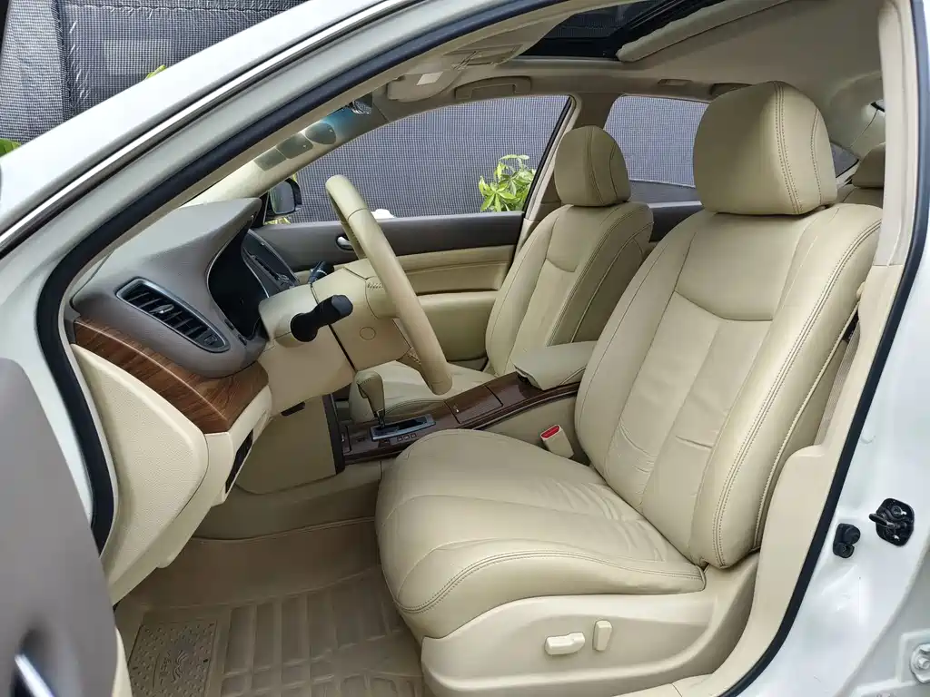 Nissan Teana 2011 — фото 14