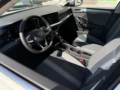 Volkswagen Sagitar 2025
