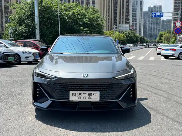 Changan UNI-V 2022
